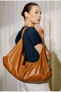 Bolsa James em Couro Caramelo