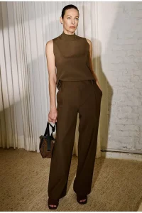 Calça Alfaiataria Reta Cascade Marrom Calça Alfaiataria Reta Cascade Marrom