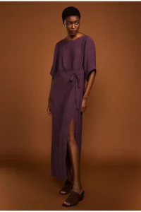 Vestido Gau Crepe Patou Berinjela Vestido Gau Crepe Patou Berinjela