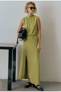 Vestido Midi com Fenda Vesúvio Verde