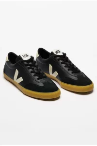 Tênis Veja Shoes Volley O.T Leather Black Pierre