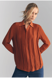 Camisa Lembata Em Seda Texturizada Com Pregas Terracota